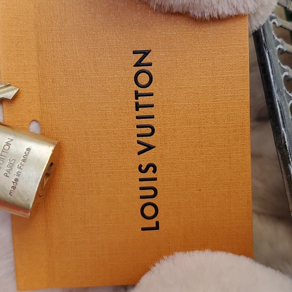 LOUIS VUITTON # 316 🔐 TEDDY BEAR 🧸 GIFT SET - Picture 3 of 6